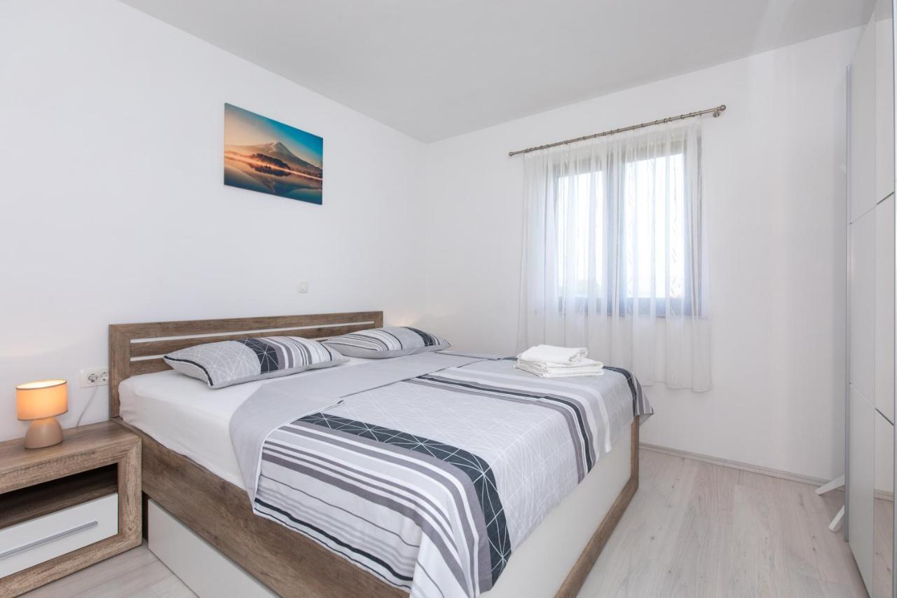Apartments Otia Seaview Porat  Exterior foto